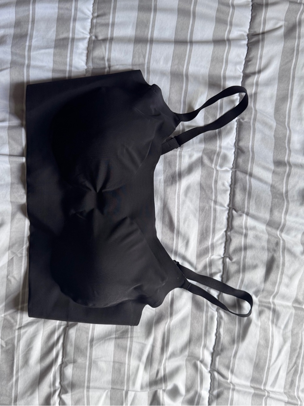 Wonderbra Black Seamless Bralette with Adjustable Straps